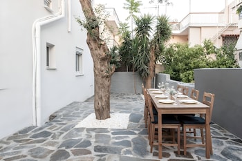 Blue Riviera A.E,Athens>>Alimos,0 star