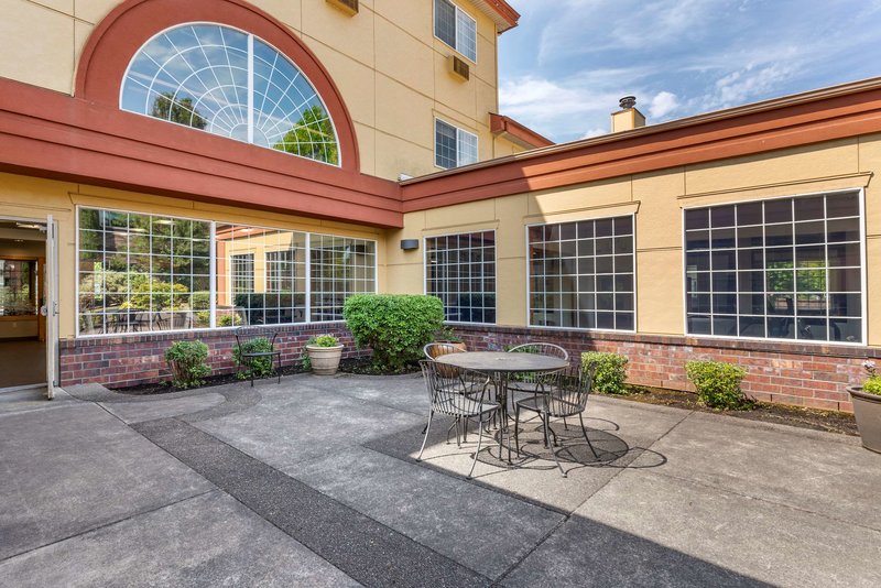Comfort Suites Salem,Salem>>Marion,2.5 star