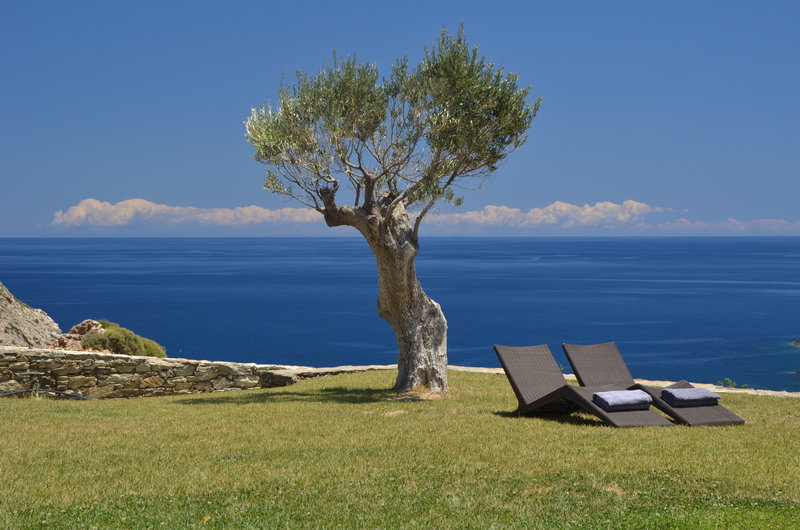 Aegea Blue Cycladic Resort,South Aegean>>Andros,4 star