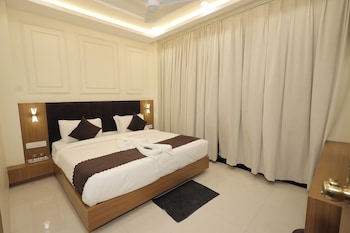 Hotel Neha Palace,Near Mahakal Temple,2 star