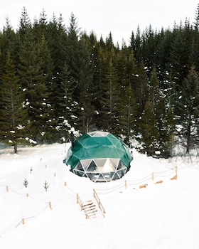 golden circle domes glamping experience