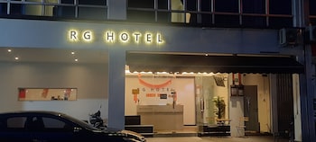Oyo 90724 Rg Hotel,Batu Pahat>>Ayer Hitam,2 star