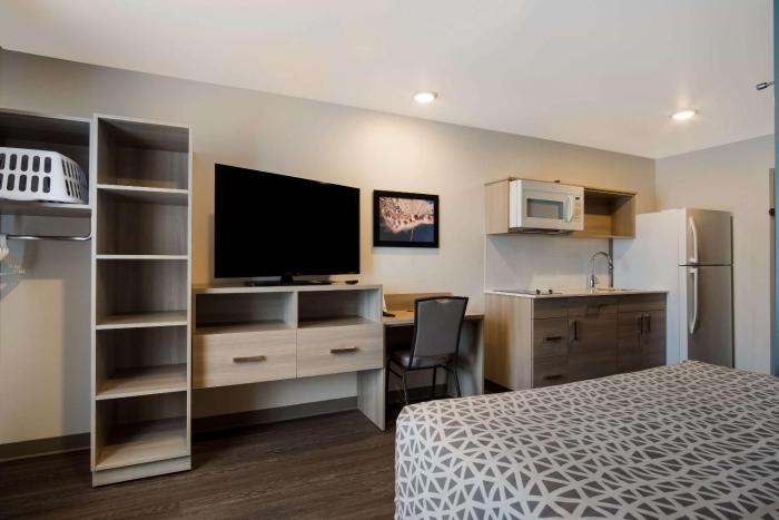 woodspring suites grand rapids kentwood