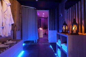 Angelas Hideaway Private Hot Tub And Sauna,United Kingdom>>Dungannon,0 star