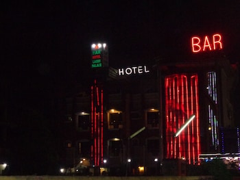Hotel Laxmi Palace,Uttarakhand>>Dehradun,3 star