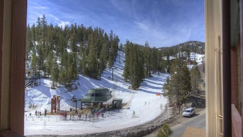 Heavenly Chairview Condo 2 Bedroom Home By Redawning,Stateline>>South Lake Tahoe,2 star
