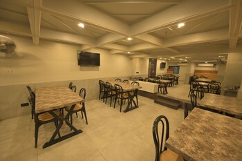 Hotel Central Avenue, Central Avenue,2 star