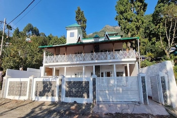 Blusalz Homes Bhimtal The Green Roof