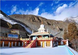 Namra Hotel,Near Leh Bus Stand,2 star