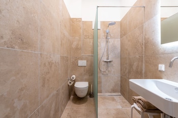 Pension Pannonia,Parndorf>>Neusiedl Am See,3.5 star