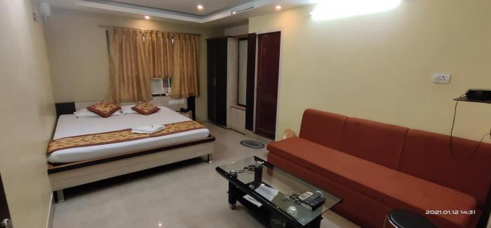 Hotel Royal Residency,Darjeeling>>Bagdogra,2 star