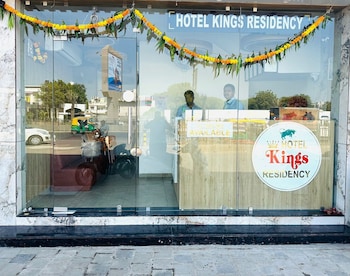 Hotel Kings Residency,Airport Road,2 star