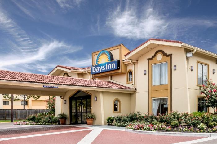 days inn by wyndham houston
