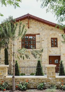 Blerina's Village Project,Tirana>>Kamëz,4 star