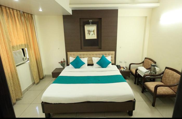 Hotel Kanji Plaza,Sikar Road,3 star