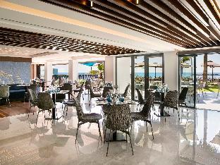 mercure larnaca beach resort