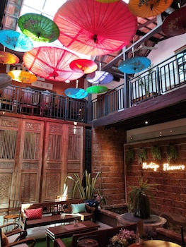 cloth art homestay near jonkerandpahlawan