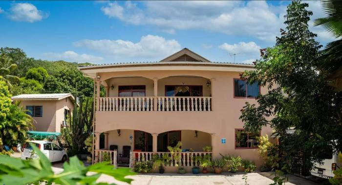 chez benoit self catering