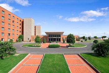 hilton garden inn rome airport