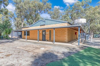 Torrumbarry Weir Holiday Park,Gunbower>>Cohuna,3 star