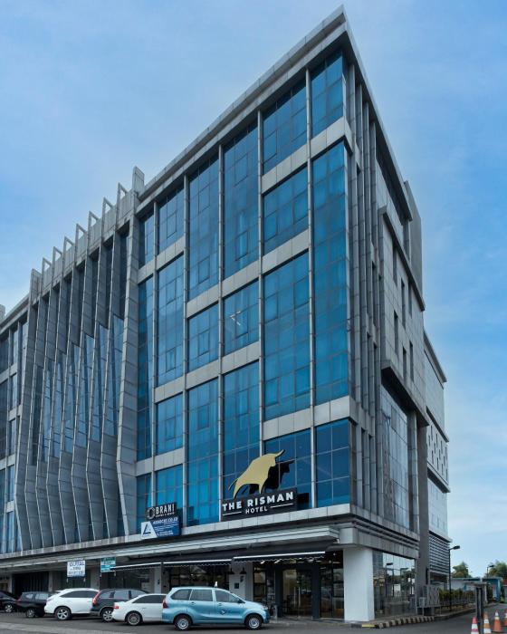 The Risman Hotel,Tangerang>>Jakarta,3 star