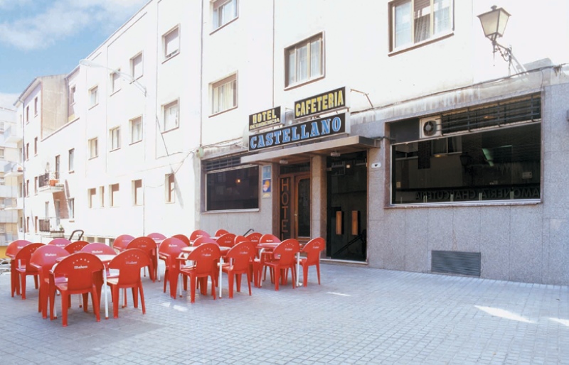 hotel residencia castellano i