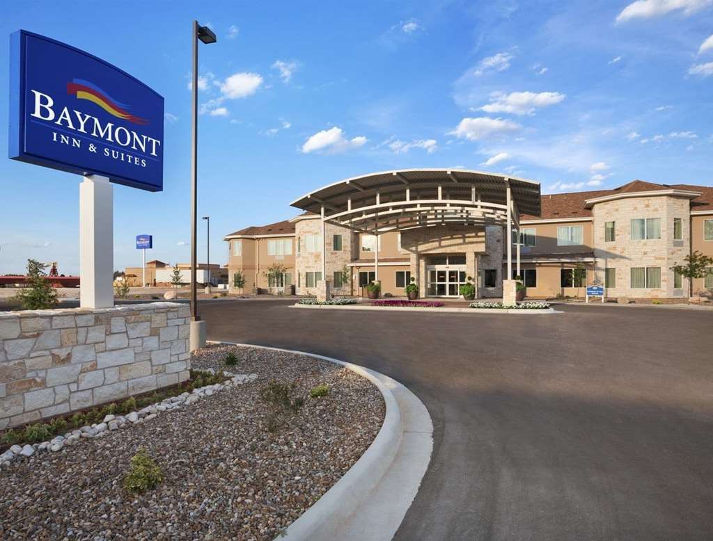 Baymont By Wyndham Hobbs,Lea County>>Hobbs,2.5 star