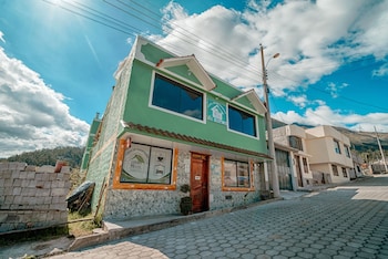 Green House Araque Inn,Ibarra>>Angochagua,2.5 star