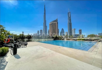 Homesgetaway- Cozy 3Br In Downtown Views,United Arab Emirates>>Dubai,0 star