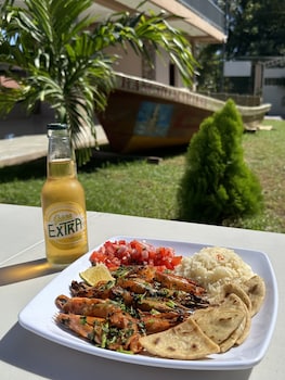 Hotel Y Restaurante Mariana,Usulutan Department>>Jucuaran,2.5 star