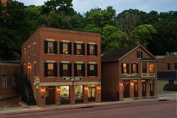 hotel galena