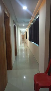 hotel dreamland chandkheda