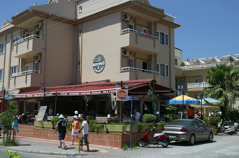 isla apartments