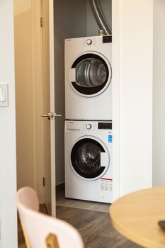 The Laundry Rooms Station Park Kitchener,Canada>>Kitchener,0 star