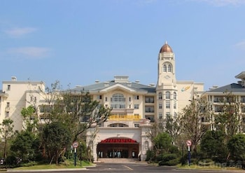 Country Garden Phoenix Hotel,Near Zhongmiao Temple,5 star