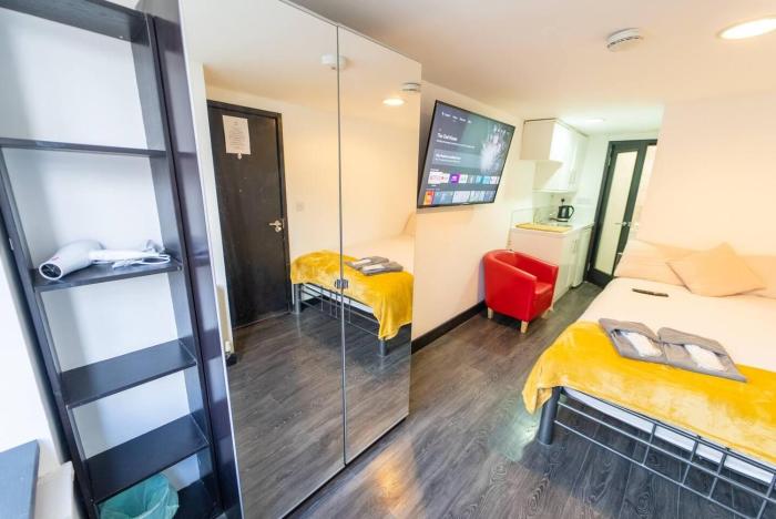 cosy studio close to the university