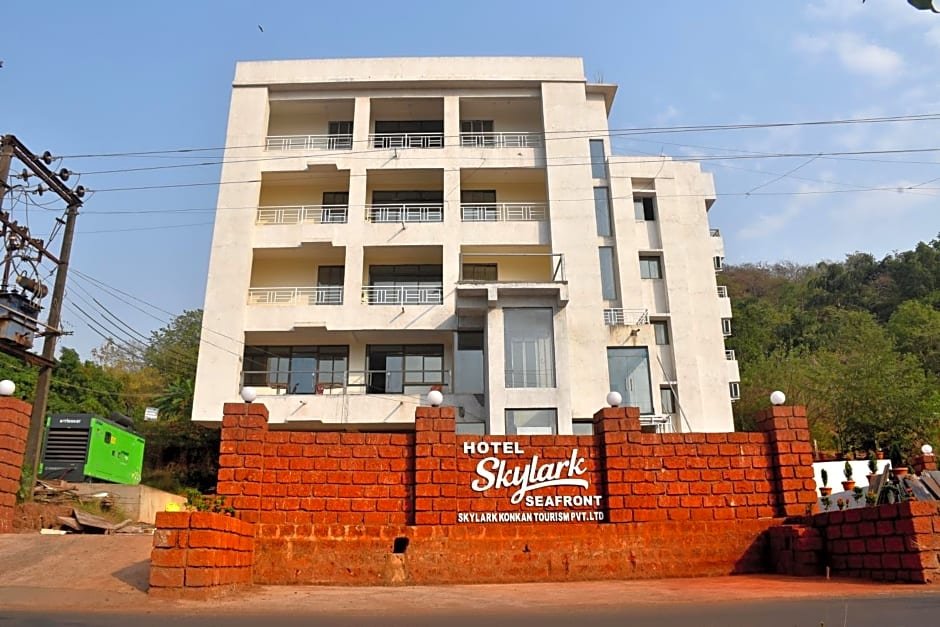 The Byke Skylark Seafront Resort, 30 M From Karde Beach>>Karde Beach, Dapoli ,3 star
