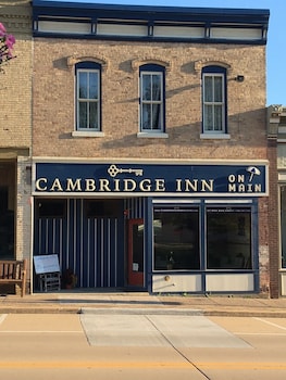 cambridge inn on main