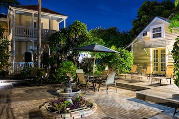 Duval House,Fleming Key>>Key West,3 star