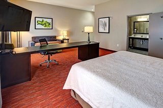 hampton inn and suites ada