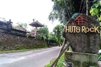 huts rock ubud