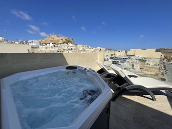 Cittadella View Luxury Penthouse,Victoria>>Gozo,0 star