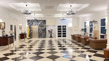 Le Cannes Hotel,Chiang Mai>>Chang Khlan,2.5 star