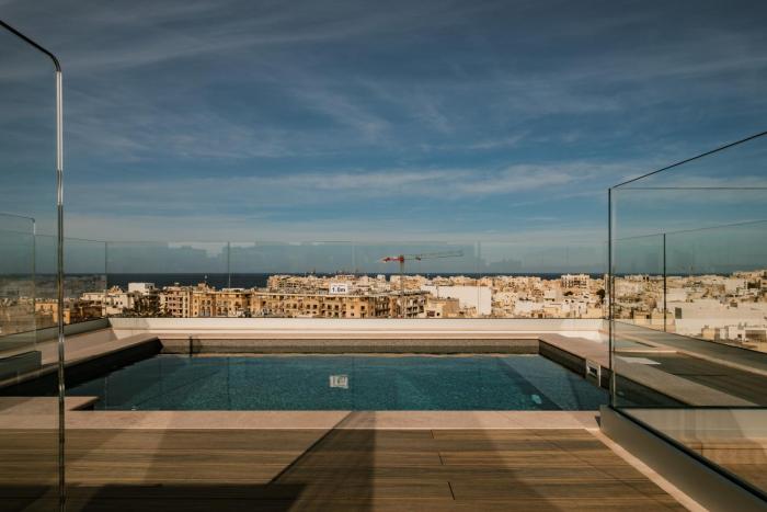 The Sliema Suites,Sliema>>Gzira,2.5 star