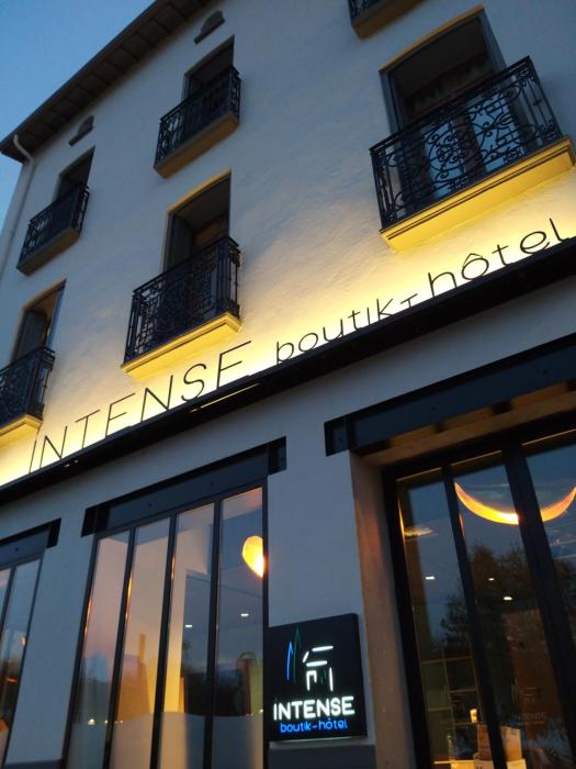 intense boutik ha tel