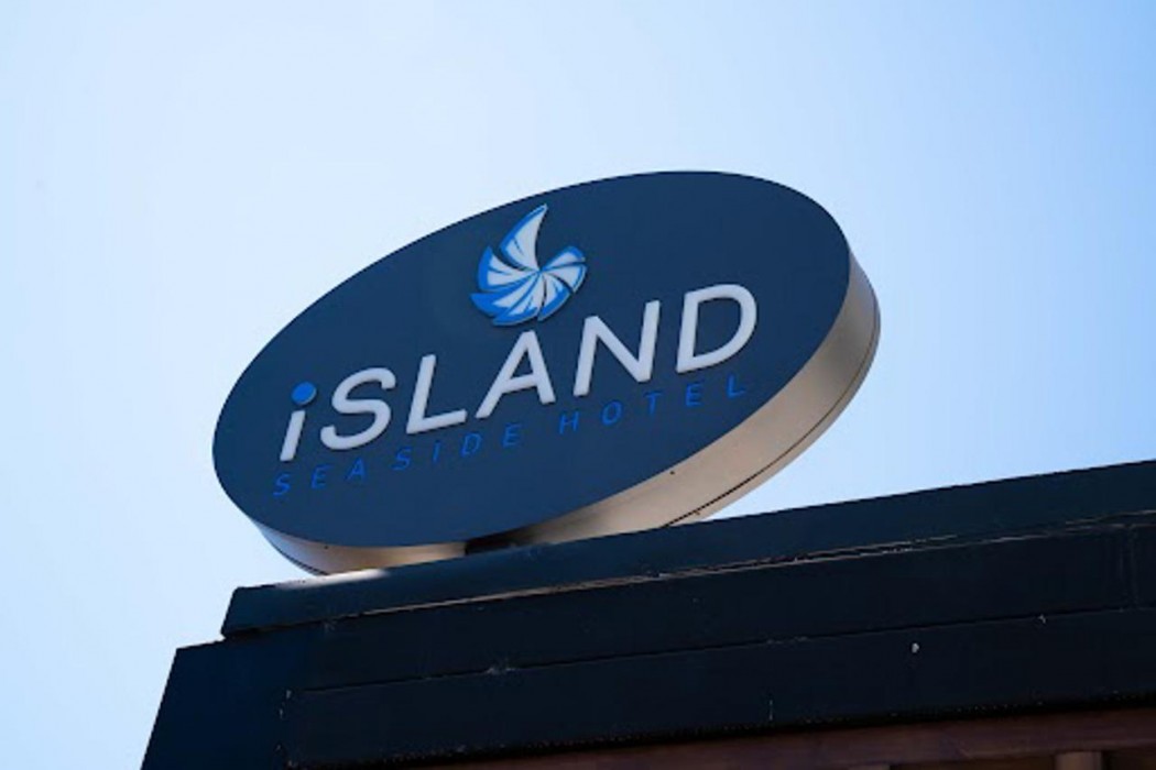 island sea side hotel adults only