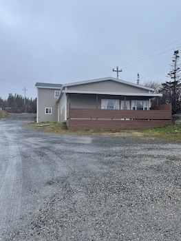 Harbour Hutch,Canada>>St. Anthony,1 star
