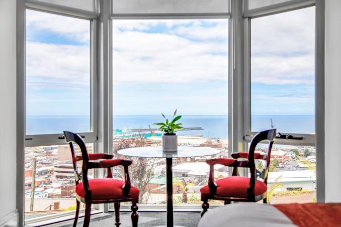 Oakleigh House,Montello>>Burnie,3.5 star