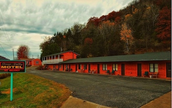 Scenic Valley Motel,United States Of America>>Lansing,2 star