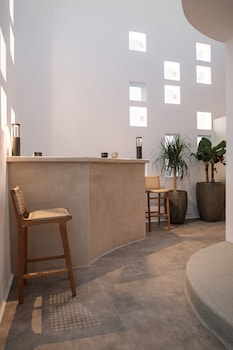 makava suites naxos
